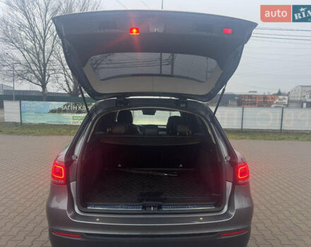 Серый Мерседес ГЛЦ-Класс, объемом двигателя 1.95 л и пробегом 130 тыс. км за 36000 $, фото 5 на Automoto.ua