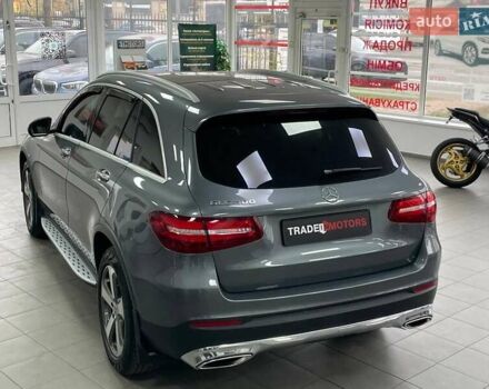 Серый Мерседес ГЛЦ-Класс, объемом двигателя 1.99 л и пробегом 46 тыс. км за 31490 $, фото 12 на Automoto.ua