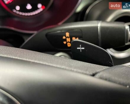 Серый Мерседес ГЛЦ-Класс, объемом двигателя 1.99 л и пробегом 46 тыс. км за 33990 $, фото 38 на Automoto.ua