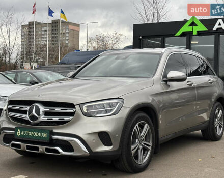 Сірий Мерседес ГЛЦ-Клас, об'ємом двигуна 1.95 л та пробігом 156 тис. км за 37900 $, фото 8 на Automoto.ua