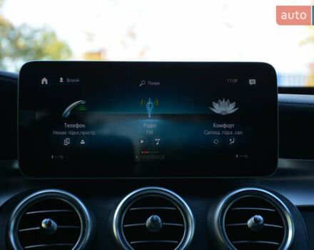 Серый Мерседес ГЛЦ-Класс, объемом двигателя 1.95 л и пробегом 153 тыс. км за 41900 $, фото 19 на Automoto.ua