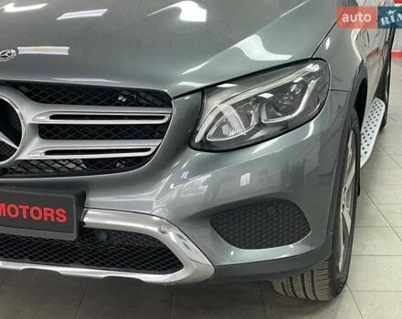 Серый Мерседес ГЛЦ-Класс, объемом двигателя 1.99 л и пробегом 46 тыс. км за 31490 $, фото 4 на Automoto.ua