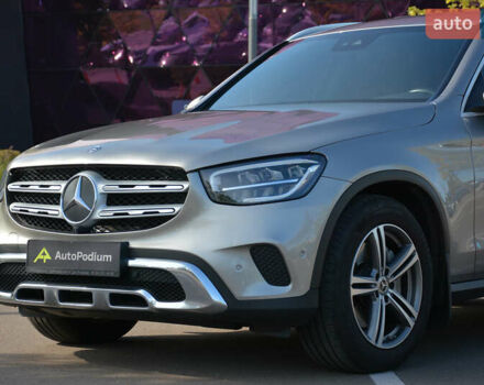 Серый Мерседес ГЛЦ-Класс, объемом двигателя 1.95 л и пробегом 153 тыс. км за 41900 $, фото 3 на Automoto.ua