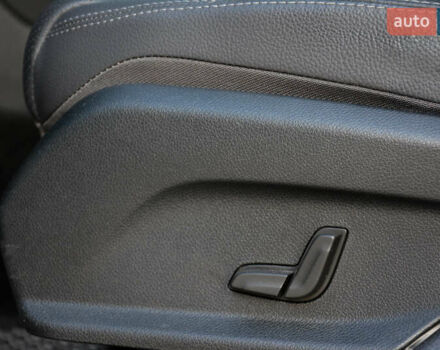 Серый Мерседес ГЛЦ-Класс, объемом двигателя 1.95 л и пробегом 153 тыс. км за 41900 $, фото 28 на Automoto.ua