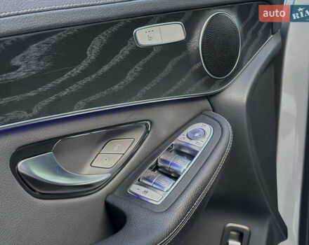 Серый Мерседес ГЛЦ-Класс, объемом двигателя 1.95 л и пробегом 154 тыс. км за 39500 $, фото 19 на Automoto.ua