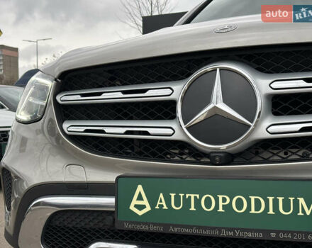 Сірий Мерседес ГЛЦ-Клас, об'ємом двигуна 1.95 л та пробігом 156 тис. км за 37900 $, фото 6 на Automoto.ua