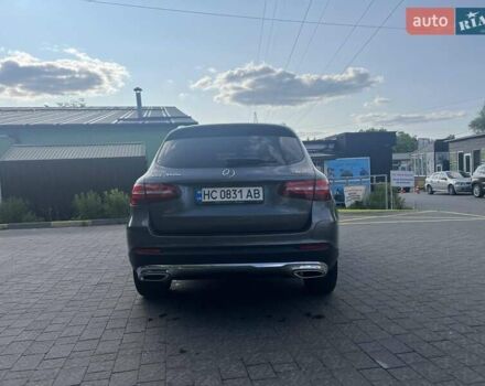 Серый Мерседес ГЛЦ-Класс, объемом двигателя 1.99 л и пробегом 71 тыс. км за 33500 $, фото 15 на Automoto.ua