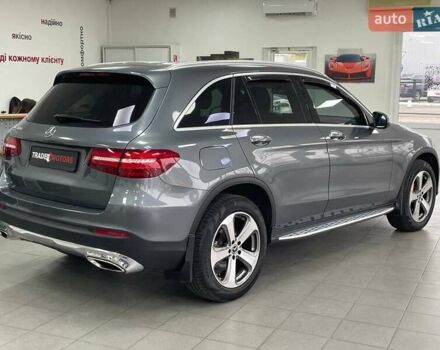 Серый Мерседес ГЛЦ-Класс, объемом двигателя 1.99 л и пробегом 46 тыс. км за 33990 $, фото 7 на Automoto.ua