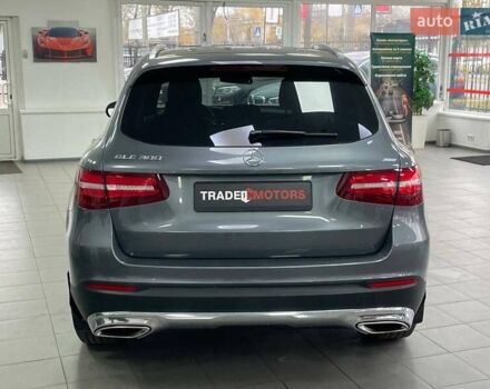 Серый Мерседес ГЛЦ-Класс, объемом двигателя 1.99 л и пробегом 46 тыс. км за 31490 $, фото 10 на Automoto.ua