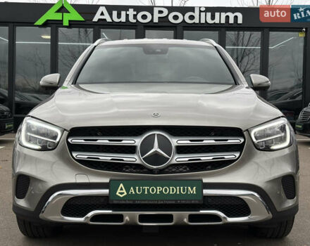 Сірий Мерседес ГЛЦ-Клас, об'ємом двигуна 1.95 л та пробігом 156 тис. км за 37900 $, фото 2 на Automoto.ua