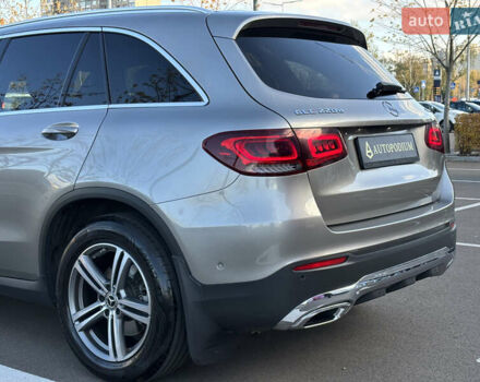 Серый Мерседес ГЛЦ-Класс, объемом двигателя 1.95 л и пробегом 154 тыс. км за 39500 $, фото 18 на Automoto.ua