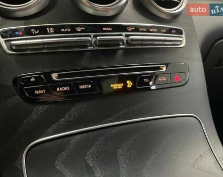 Серый Мерседес ГЛЦ-Класс, объемом двигателя 1.99 л и пробегом 46 тыс. км за 33990 $, фото 46 на Automoto.ua