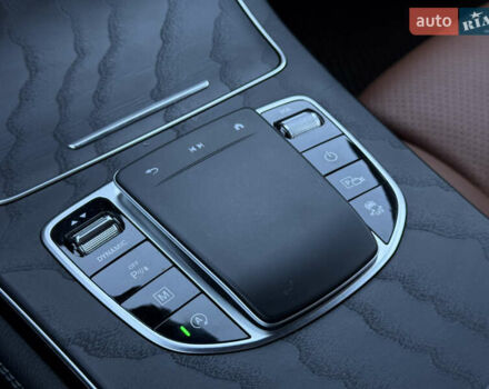 Серый Мерседес ГЛЦ-Класс, объемом двигателя 2 л и пробегом 99 тыс. км за 45300 $, фото 19 на Automoto.ua