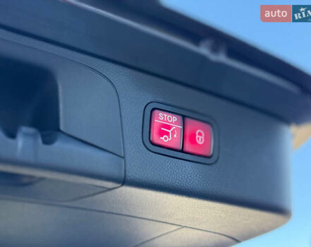 Серый Мерседес ГЛЦ-Класс, объемом двигателя 1.99 л и пробегом 75 тыс. км за 36000 $, фото 21 на Automoto.ua