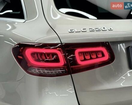 Серый Мерседес ГЛЦ-Класс, объемом двигателя 1.95 л и пробегом 45 тыс. км за 50700 $, фото 10 на Automoto.ua