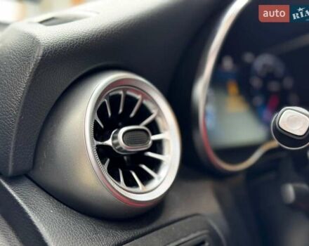 Сірий Мерседес ГЛЦ-Клас, об'ємом двигуна 1.99 л та пробігом 97 тис. км за 45200 $, фото 63 на Automoto.ua