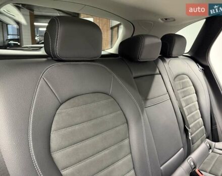 Серый Мерседес ГЛЦ-Класс, объемом двигателя 1.95 л и пробегом 45 тыс. км за 50700 $, фото 38 на Automoto.ua