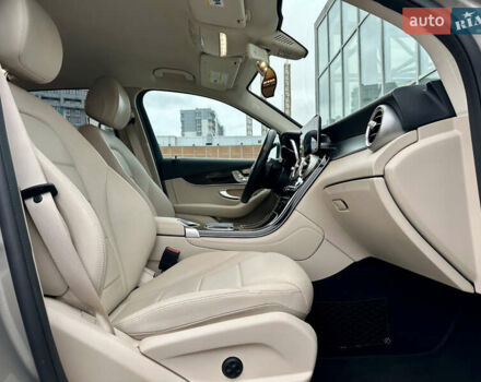 Мерседес ГЛЦ-Класс 2020 в Киеве на Automoto.ua Серый Мерседес ГЛЦ-Класс, объемом двигателя 2 л и пробегом 76 тыс. км за 33290 $, фото 47 на Automoto.ua