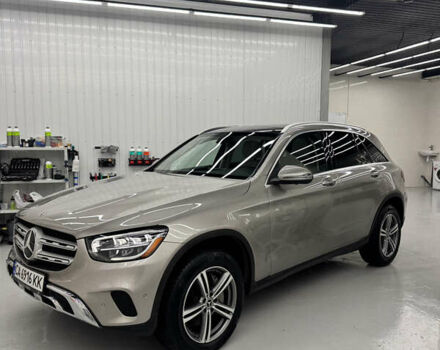 Серый Мерседес ГЛЦ-Класс, объемом двигателя 1.99 л и пробегом 75 тыс. км за 37500 $, фото 1 на Automoto.ua
