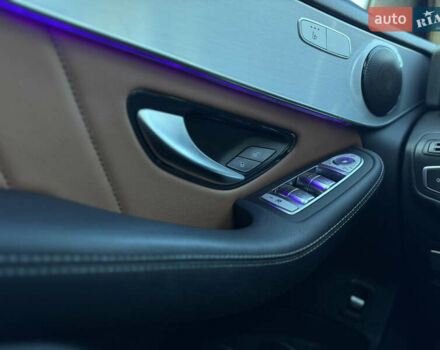 Серый Мерседес ГЛЦ-Класс, объемом двигателя 2 л и пробегом 99 тыс. км за 45300 $, фото 20 на Automoto.ua