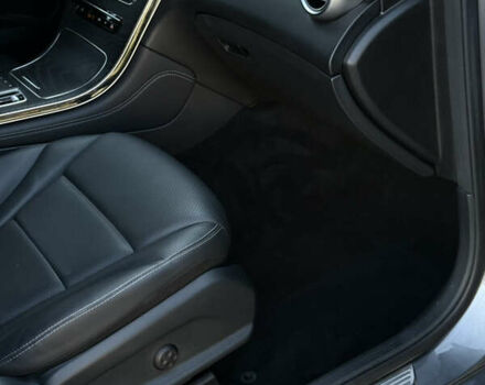 Серый Мерседес ГЛЦ-Класс, объемом двигателя 2 л и пробегом 90 тыс. км за 28500 $, фото 14 на Automoto.ua