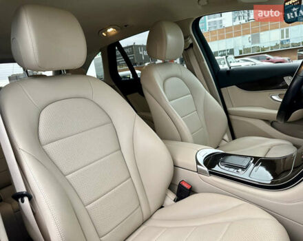 Сірий Мерседес ГЛЦ-Клас, об'ємом двигуна 2 л та пробігом 77 тис. км за 32490 $, фото 49 на Automoto.ua