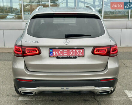 Мерседес ГЛЦ-Класс 2020 в Киеве на Automoto.ua Серый Мерседес ГЛЦ-Класс, объемом двигателя 2 л и пробегом 76 тыс. км за 33290 $, фото 79 на Automoto.ua