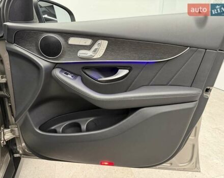 Серый Мерседес ГЛЦ-Класс, объемом двигателя 1.95 л и пробегом 45 тыс. км за 50700 $, фото 40 на Automoto.ua