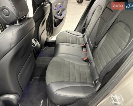 Серый Мерседес ГЛЦ-Класс, объемом двигателя 1.95 л и пробегом 45 тыс. км за 50700 $, фото 32 на Automoto.ua