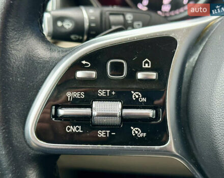 Сірий Мерседес ГЛЦ-Клас, об'ємом двигуна 2 л та пробігом 77 тис. км за 32490 $, фото 61 на Automoto.ua