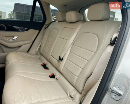 Сірий Мерседес ГЛЦ-Клас, об'ємом двигуна 2 л та пробігом 77 тис. км за 32490 $, фото 38 на Automoto.ua