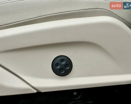 Сірий Мерседес ГЛЦ-Клас, об'ємом двигуна 2 л та пробігом 77 тис. км за 32490 $, фото 48 на Automoto.ua