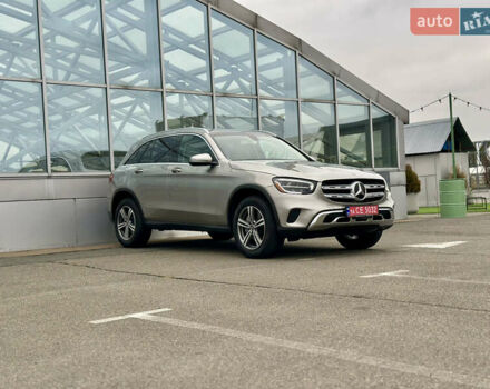 Мерседес ГЛЦ-Класс 2020 в Киеве на Automoto.ua Серый Мерседес ГЛЦ-Класс, объемом двигателя 2 л и пробегом 76 тыс. км за 33290 $, фото 6 на Automoto.ua