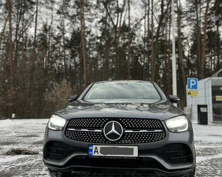 Серый Мерседес ГЛЦ-Класс, объемом двигателя 1.99 л и пробегом 35 тыс. км за 64000 $, фото 3 на Automoto.ua