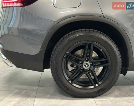 Серый Мерседес ГЛЦ-Класс, объемом двигателя 1.95 л и пробегом 72 тыс. км за 54900 $, фото 7 на Automoto.ua