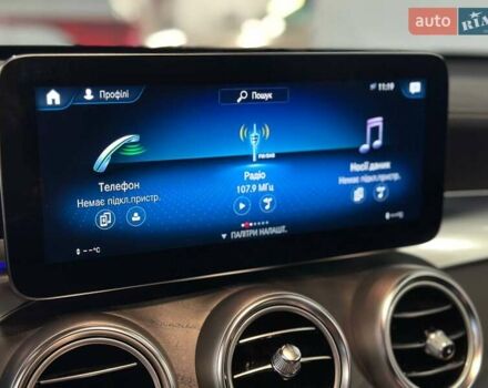 Серый Мерседес ГЛЦ-Класс, объемом двигателя 1.95 л и пробегом 72 тыс. км за 54900 $, фото 41 на Automoto.ua