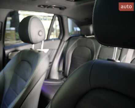 Серый Мерседес ГЛЦ-Класс, объемом двигателя 2 л и пробегом 40 тыс. км за 38000 $, фото 30 на Automoto.ua