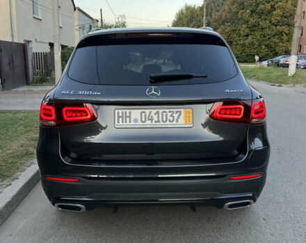 Серый Мерседес ГЛЦ-Класс, объемом двигателя 1.99 л и пробегом 154 тыс. км за 49800 $, фото 4 на Automoto.ua