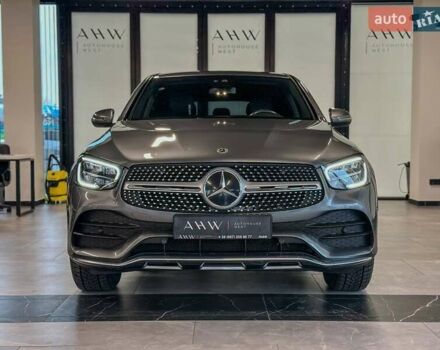 Серый Мерседес ГЛЦ-Класс, объемом двигателя 1.95 л и пробегом 72 тыс. км за 54900 $, фото 1 на Automoto.ua