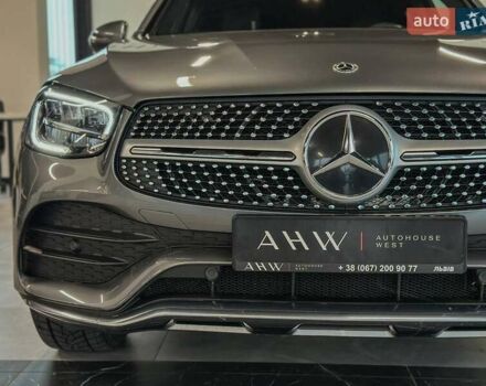 Серый Мерседес ГЛЦ-Класс, объемом двигателя 1.95 л и пробегом 72 тыс. км за 54900 $, фото 2 на Automoto.ua