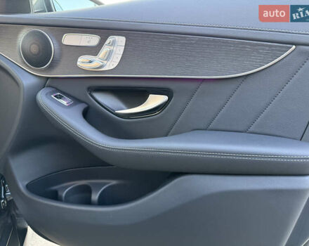 Серый Мерседес ГЛЦ-Класс, объемом двигателя 1.99 л и пробегом 18 тыс. км за 68000 $, фото 8 на Automoto.ua