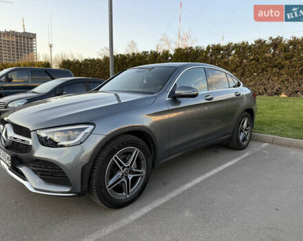 Серый Мерседес ГЛЦ-Класс, объемом двигателя 1.99 л и пробегом 18 тыс. км за 68000 $, фото 2 на Automoto.ua