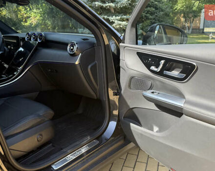 Серый Мерседес ГЛЦ-Класс, объемом двигателя 1.99 л и пробегом 54 тыс. км за 70000 $, фото 17 на Automoto.ua