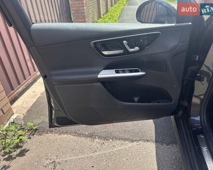 Серый Мерседес ГЛЦ-Класс, объемом двигателя 1.99 л и пробегом 54 тыс. км за 70000 $, фото 25 на Automoto.ua