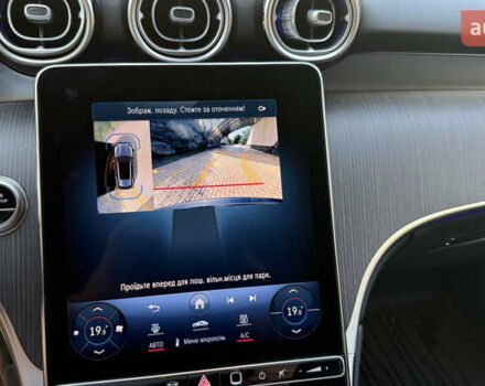 Серый Мерседес ГЛЦ-Класс, объемом двигателя 1.99 л и пробегом 54 тыс. км за 70000 $, фото 10 на Automoto.ua