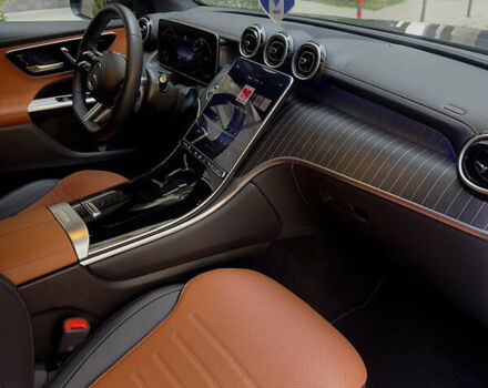 Серый Мерседес ГЛЦ-Класс, объемом двигателя 1.99 л и пробегом 24 тыс. км за 77800 $, фото 20 на Automoto.ua