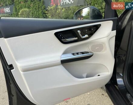 Серый Мерседес ГЛЦ-Класс, объемом двигателя 1.99 л и пробегом 10 тыс. км за 79999 $, фото 12 на Automoto.ua