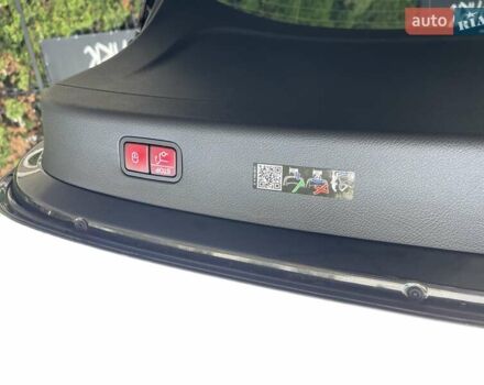 Серый Мерседес ГЛЦ-Класс, объемом двигателя 1.99 л и пробегом 10 тыс. км за 79999 $, фото 22 на Automoto.ua