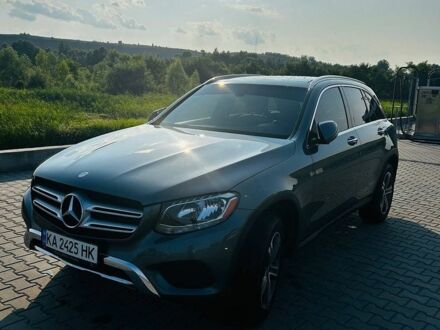 Сірий Мерседес ГЛЦ-Клас, об'ємом двигуна 1.99 л та пробігом 112 тис. км за 29000 $, фото 1 на Automoto.ua