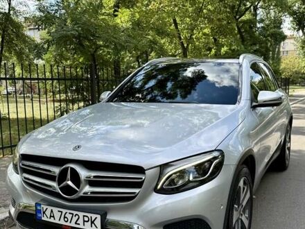 Мерседес ГЛЦ-Клас 2017 у Києві на Automoto.ua Сірий Мерседес ГЛЦ-Клас, об'ємом двигуна 2.14 л та пробігом 112 тис. км за 31800 $, фото 1 на Automoto.ua
